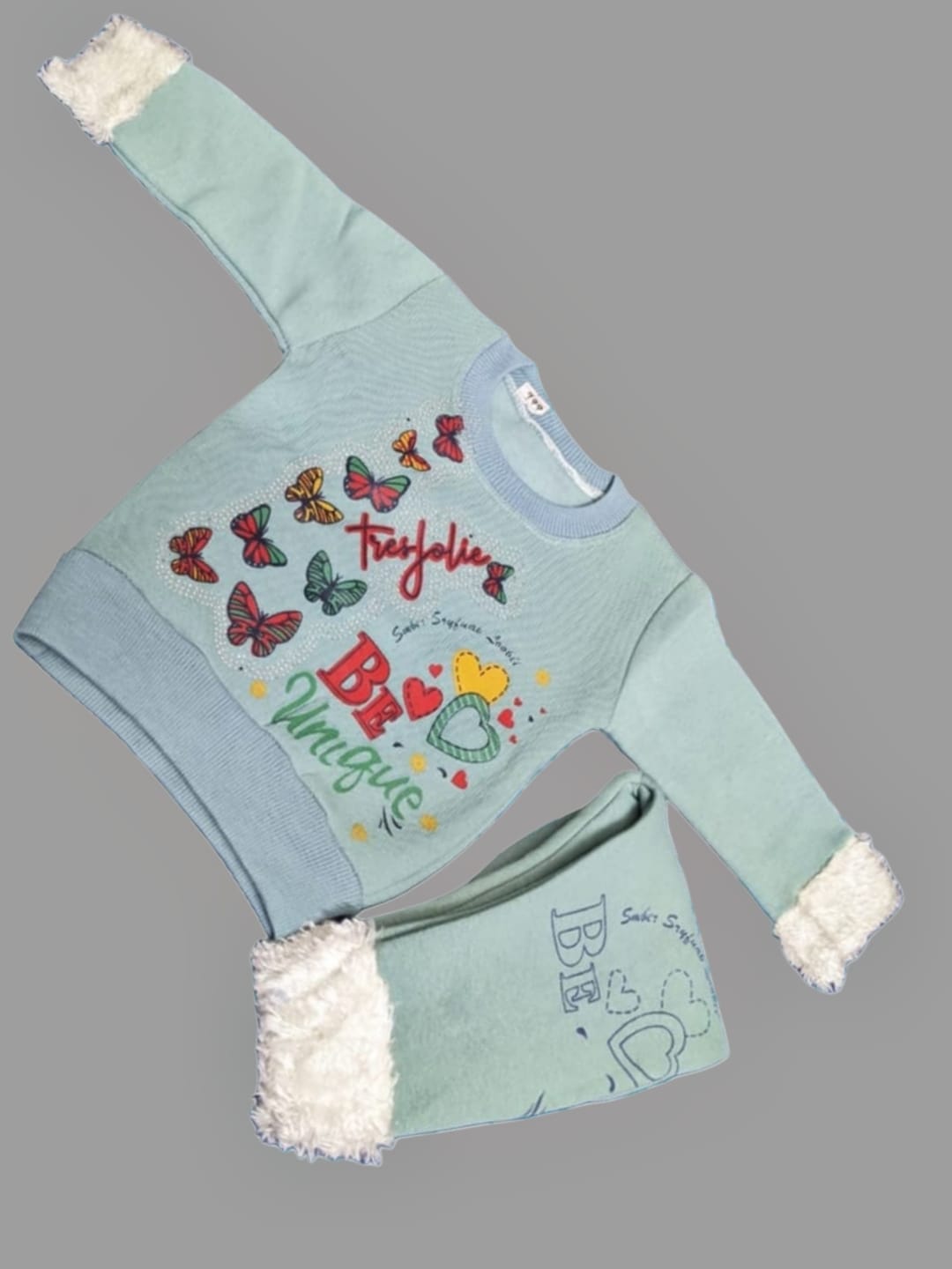 Be Unique" Butterfly & Fur Trim Set